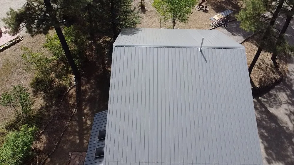 Slide of Dutchland Roofing