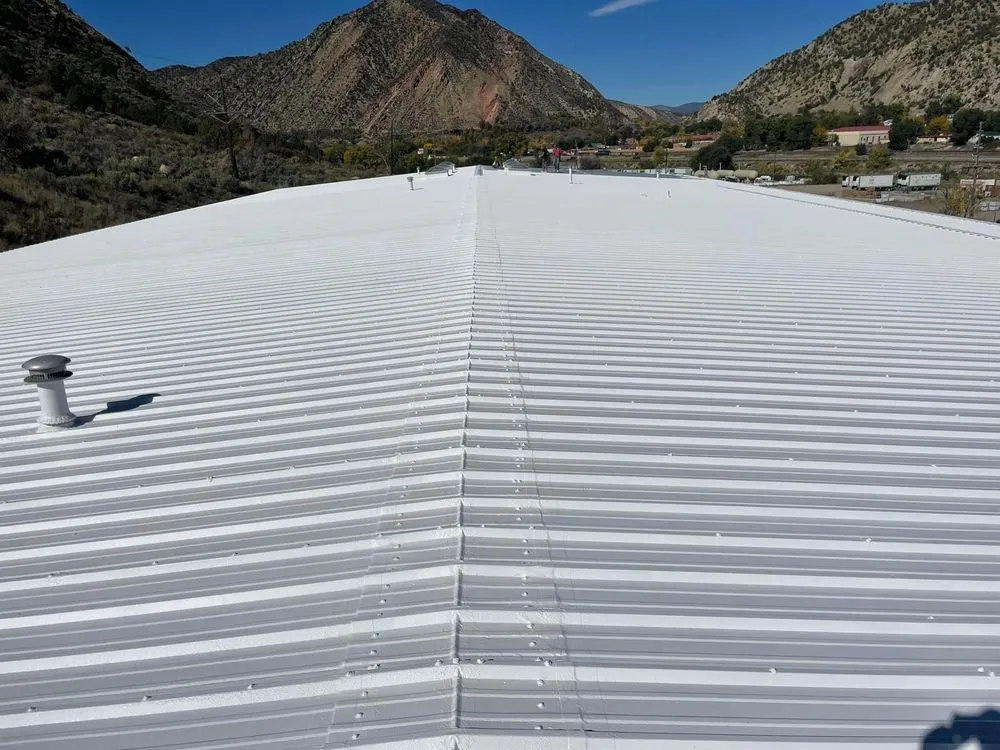 Slide of Dutchland Roofing