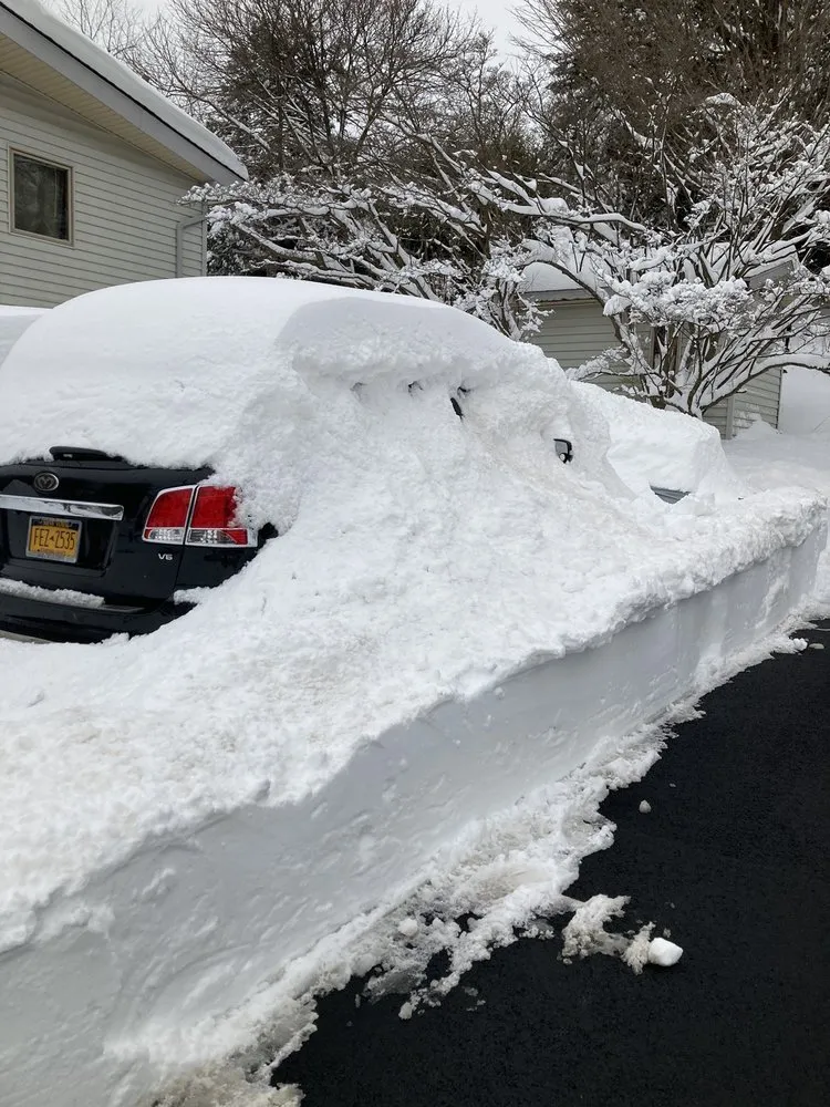 Slide of Dutchmen Construction