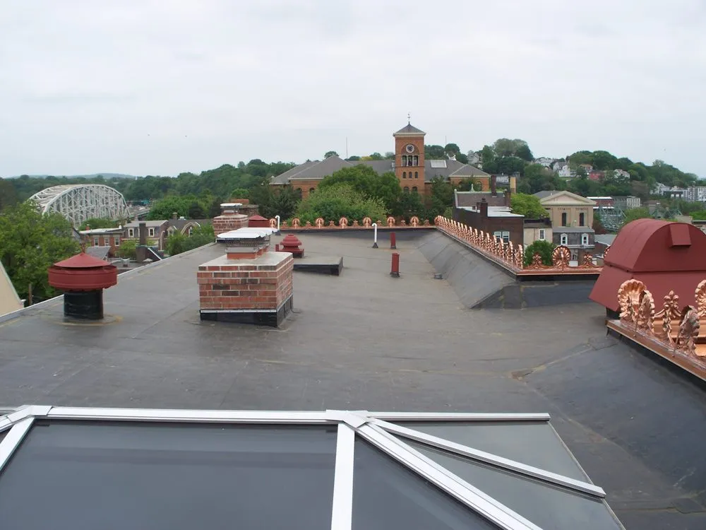 Slide of Dutt Roofing Solutions