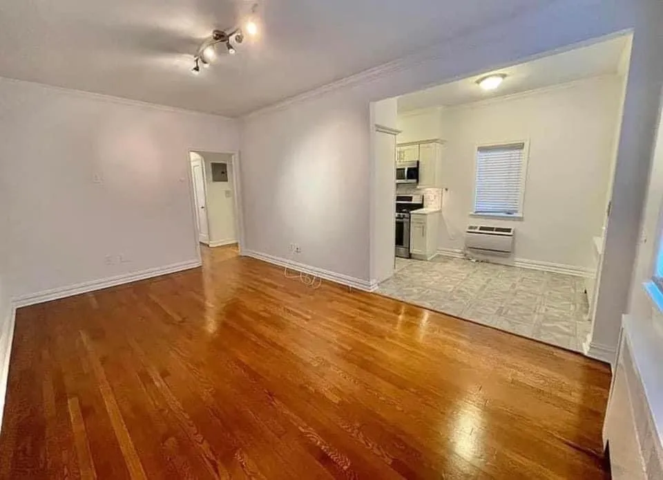 Slide of D&V Construction