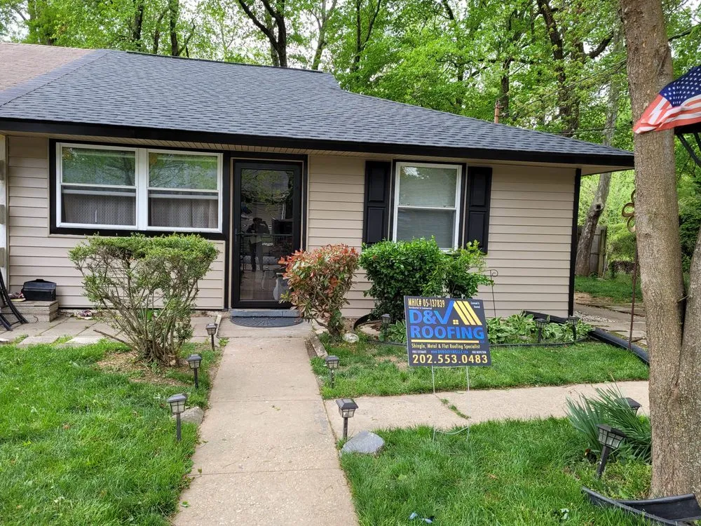 Slide of D&V Roofing