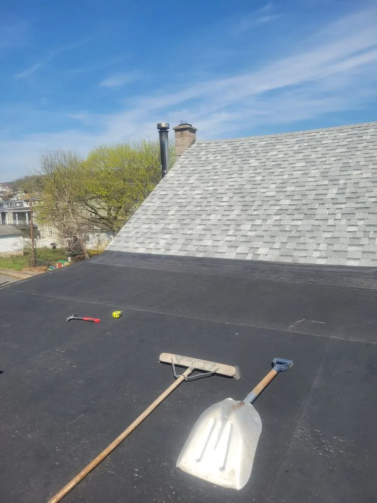 Slide of DVC Dan Velazquez Contracting