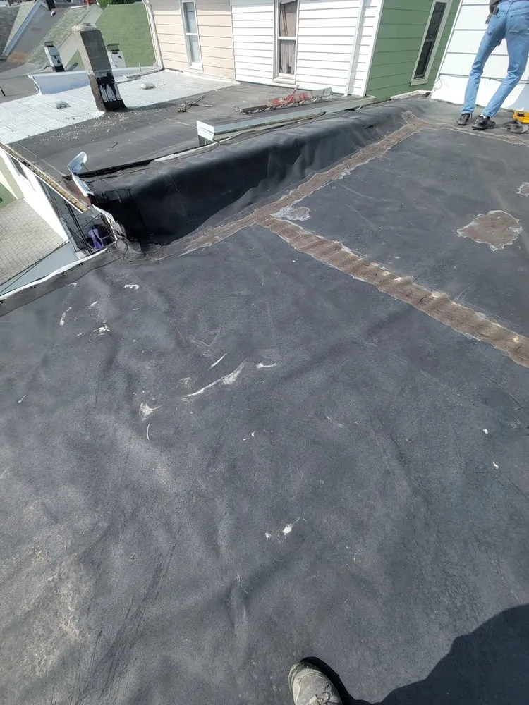 Slide of DVC Dan Velazquez Contracting