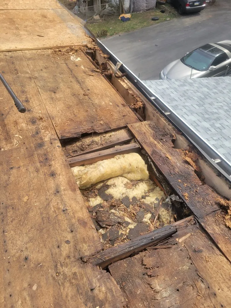 Slide of DVC Dan Velazquez Contracting