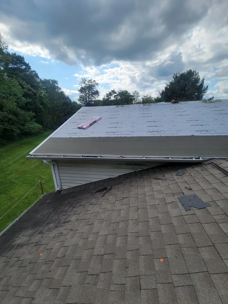 Slide of DVC Dan Velazquez Contracting