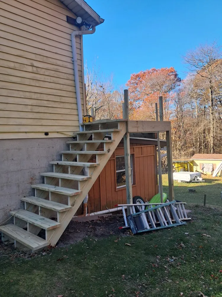 Slide of DVC Dan Velazquez Contracting