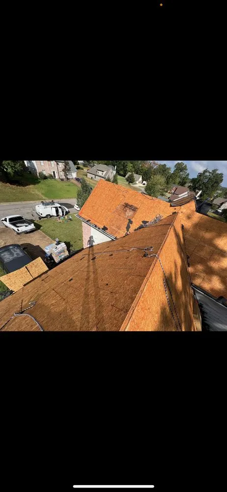 Slide of D&W restoration and roofing