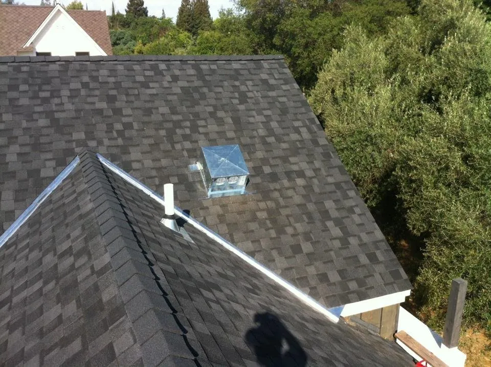Slide of DW Roofing