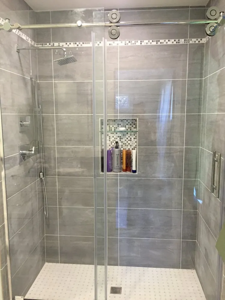 Slide of Dwyer Contracting