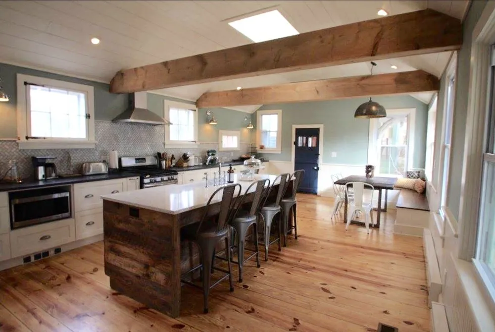 Slide of Dwyer Contracting