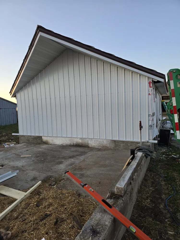 Trusted roof replacement experts serving Alta Vista, IA - Dynamic Exteriors