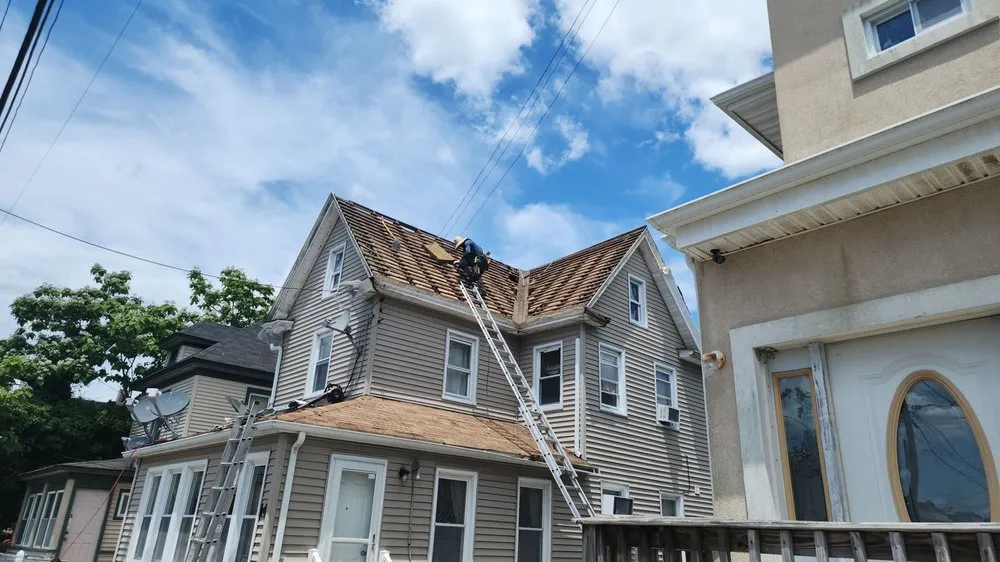 Emergency roof replacement experts serving Egg Harbor Twp., NJ - Dynamic Property Solutions