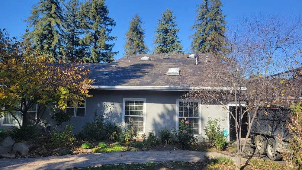 Slide of Dynamic Roofing