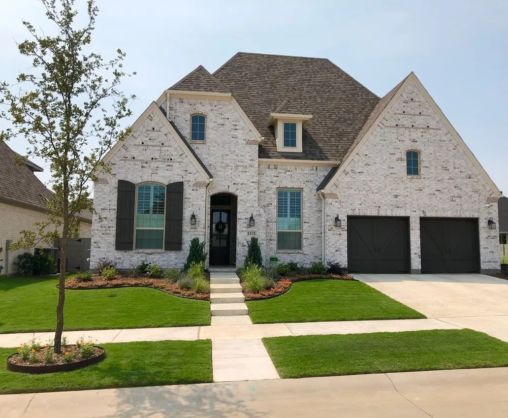 Slide of Dynamic Roofing HEB