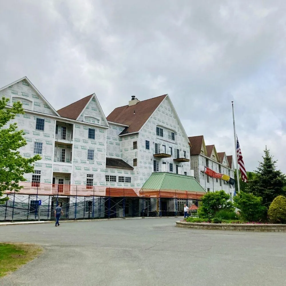 Slide of Dynamic Roofing HEB