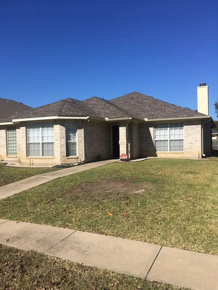 Slide of Dynamic Roofing HEB