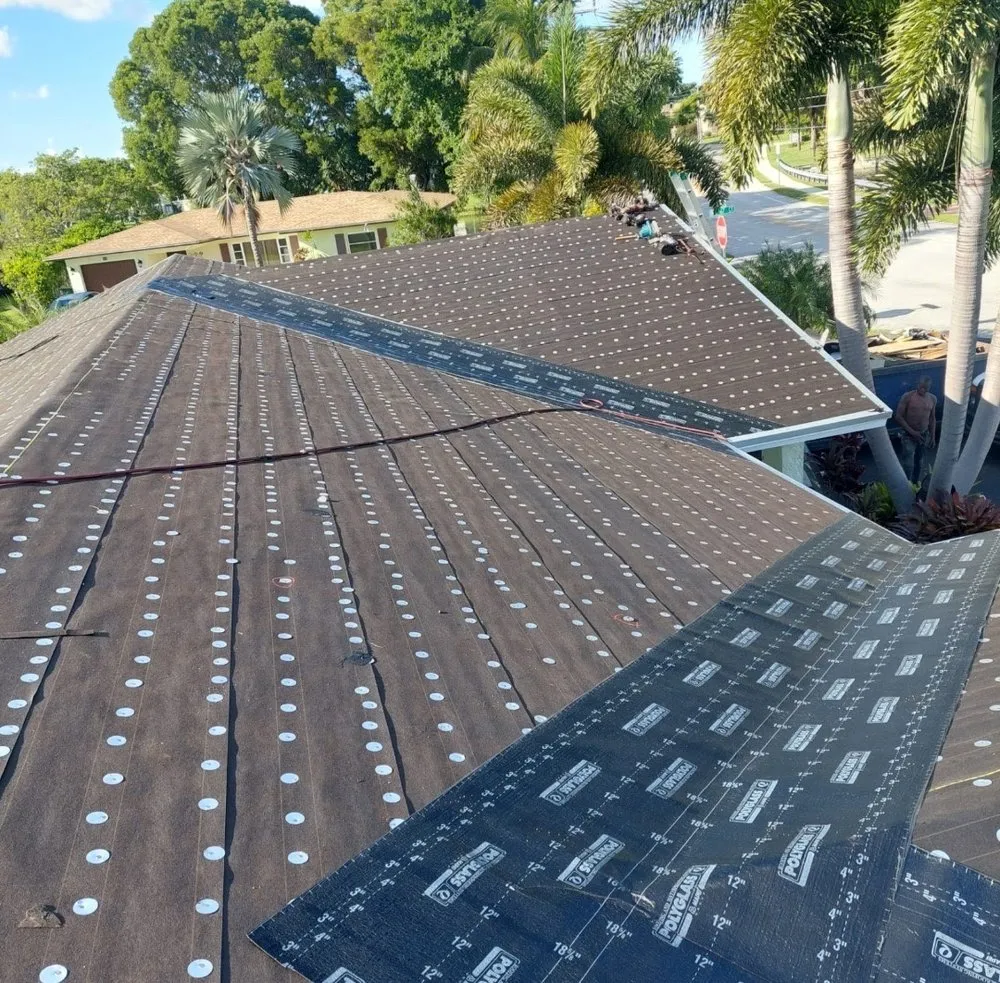 Slide of Dynamic Roofing