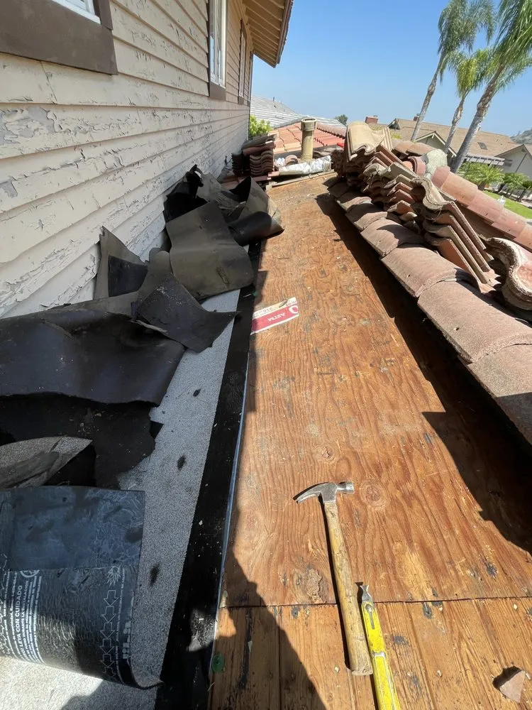 Slide of Dynamic Roofing