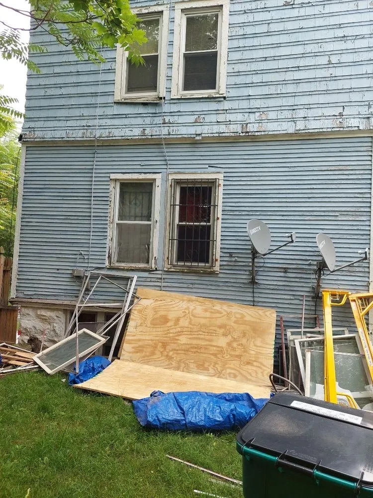 Slide of Dynasty Demolition and Roofing