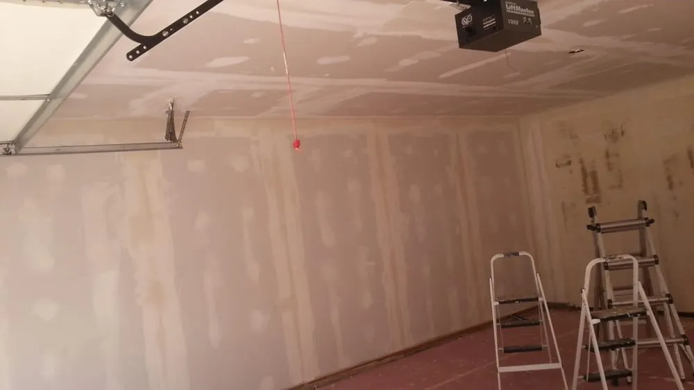 Slide of E & C Roofing and Siding