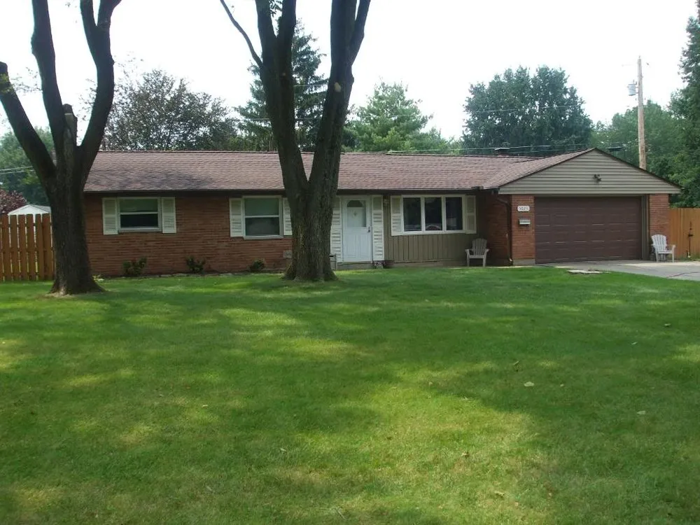 Slide of E & D Roofing