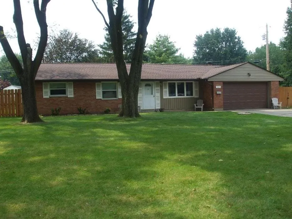 Slide of E & D Roofing