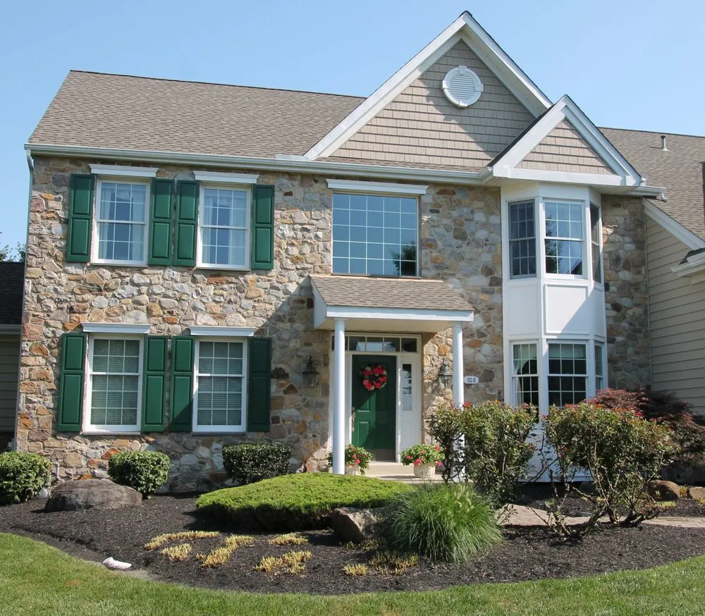 Slide of E & E General Contracting