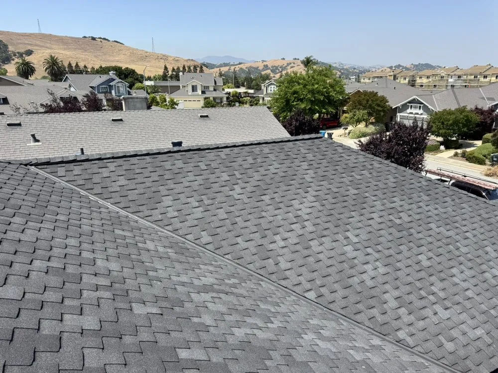 Slide of E & E Roofing