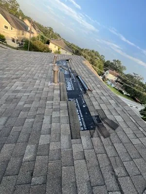 E & J Contractor Logo