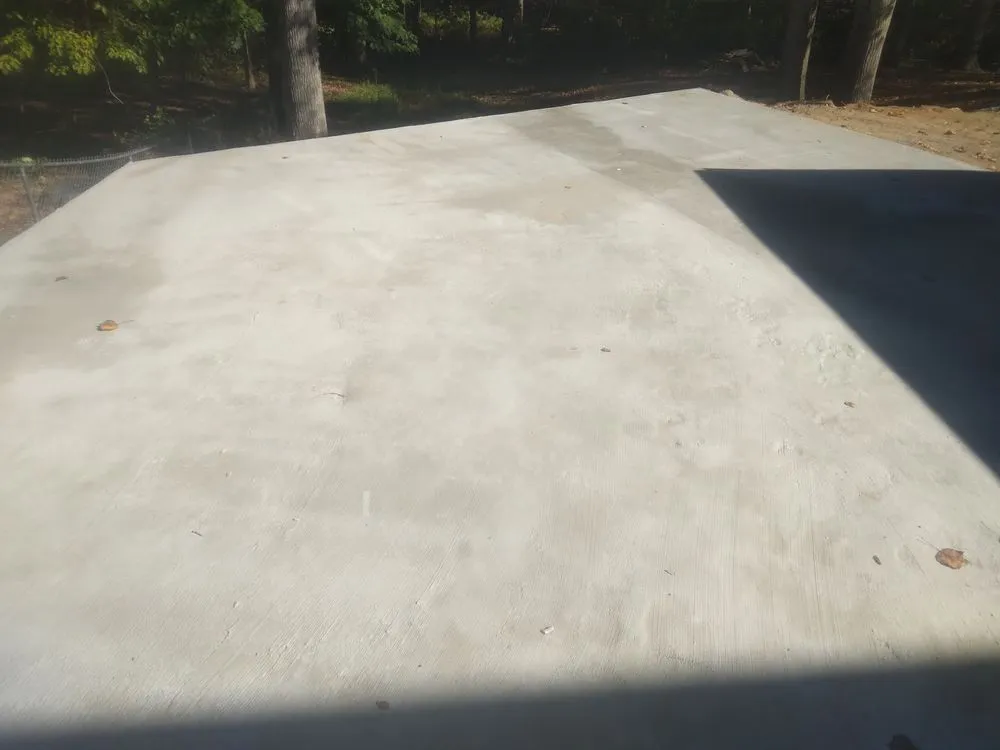 Slide of E and E Handyman