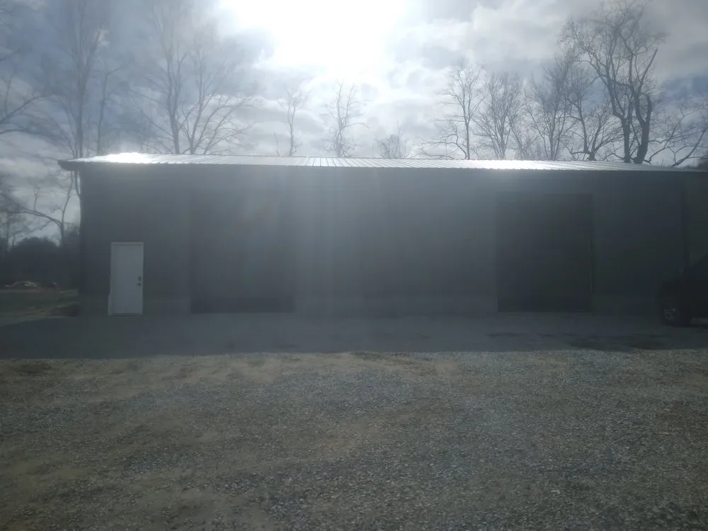 Slide of E and E Handyman