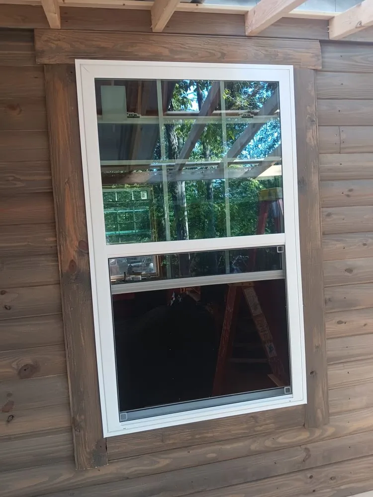 Slide of E and E Handyman