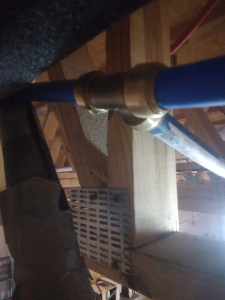 Slide of E and E Handyman