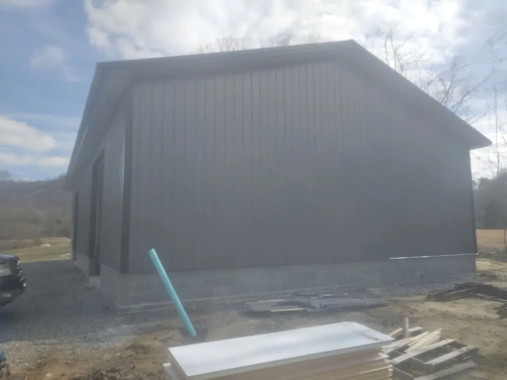 Slide of E and E Handyman