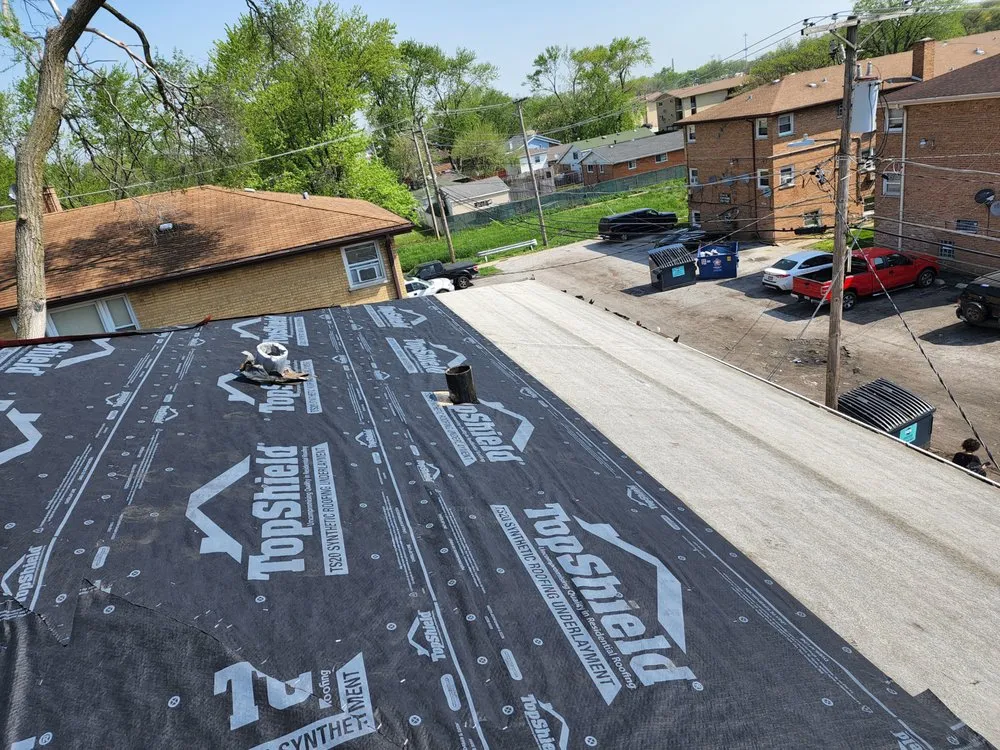 Slide of E And R Exterior Pros