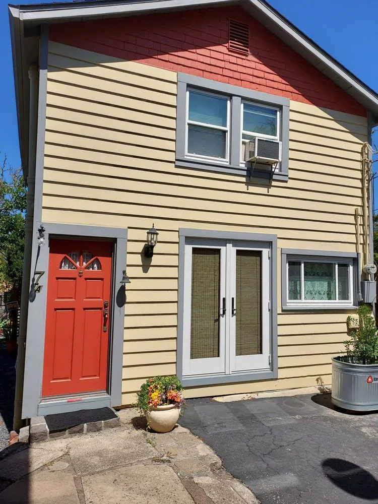 Slide of E Sanchez roofing