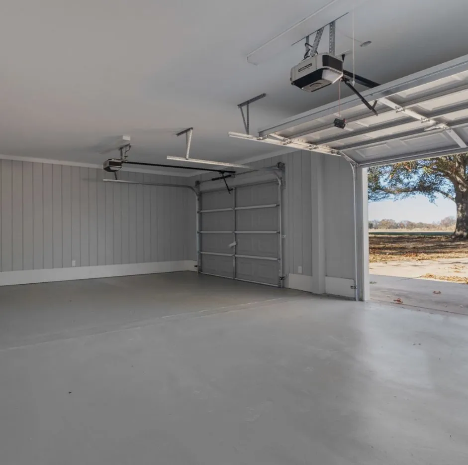 Slide of E Turner Construction & Investments