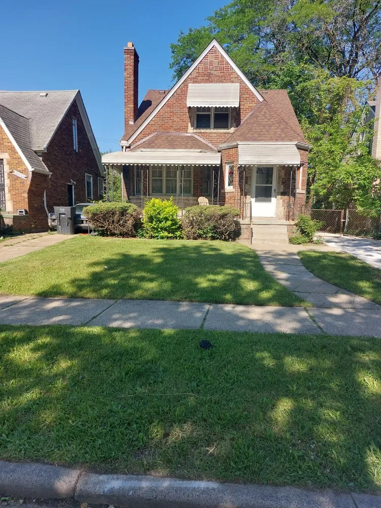 Slide of E Velasquez Roofing