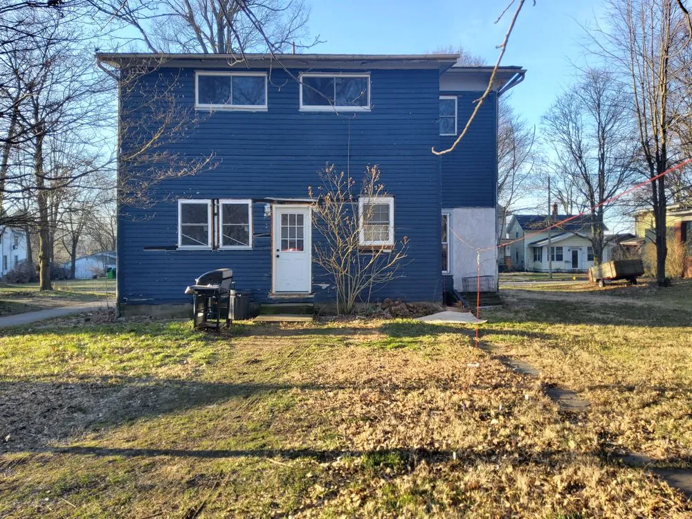 Expert residential roofing service in Fredericksburg, OH by E Yoder Home Improvement