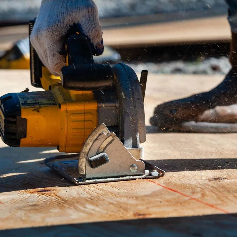 Slide of E-Z Roofing & Construction