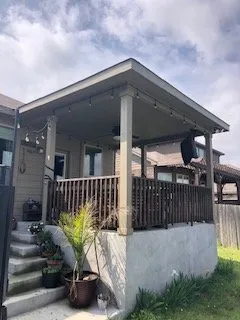 Slide of E4 Construction