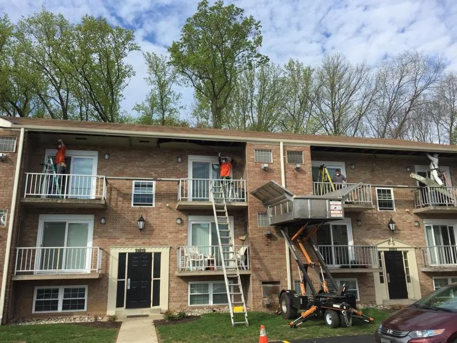 Slide of EA Construction and Roofing