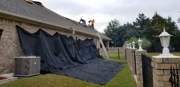 EA Roofing and Restoration Logo