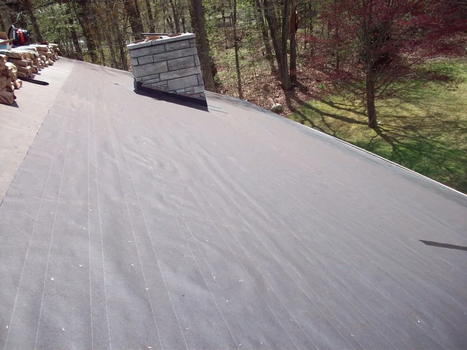 Slide of Eagle Brothers Roofing and Chimney