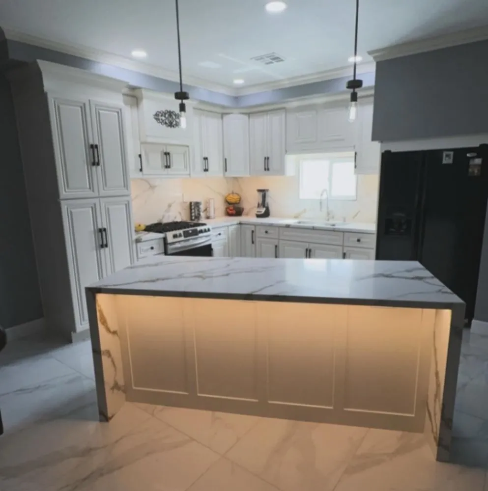 Slide of Eagle Custom Construction