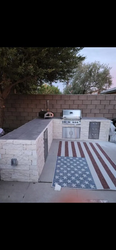 Slide of Eagle Custom Construction