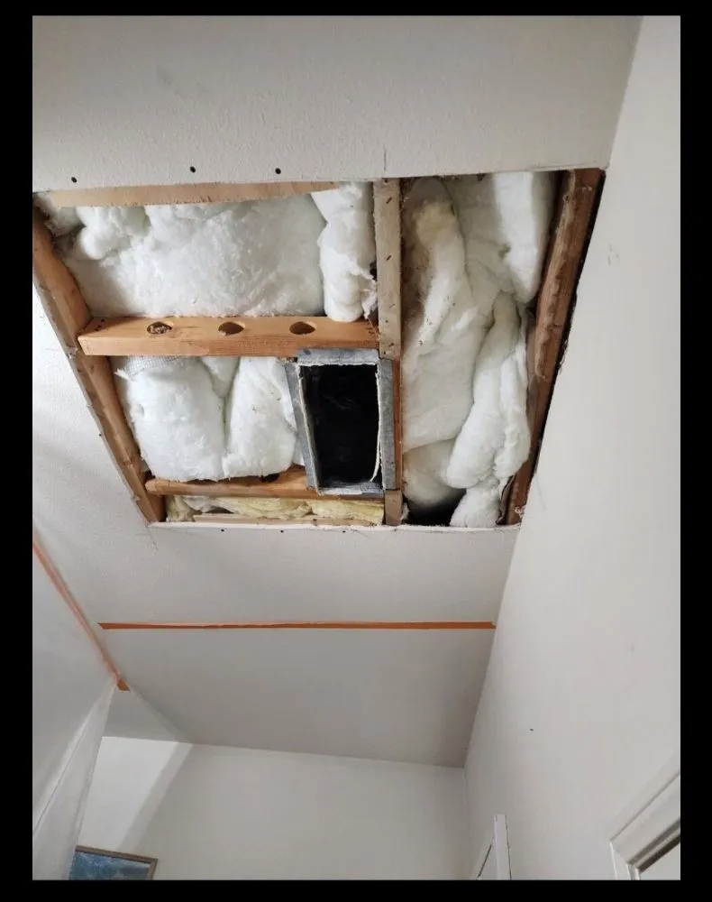 Slide of Eagle Custom Construction