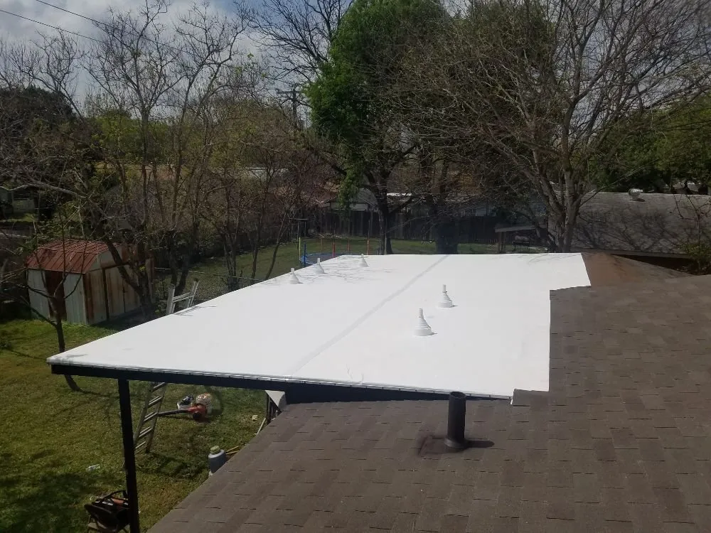 Slide of Eagle Eye Roofing & Contracting Services