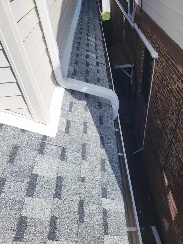 Slide of Eagle Eye Roofing